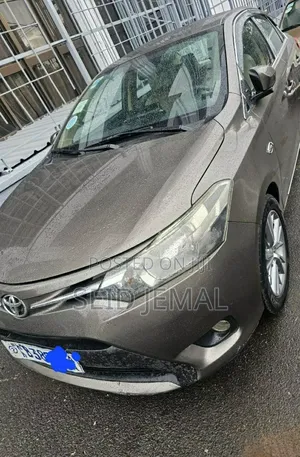 Toyota Yaris 2015 Brown