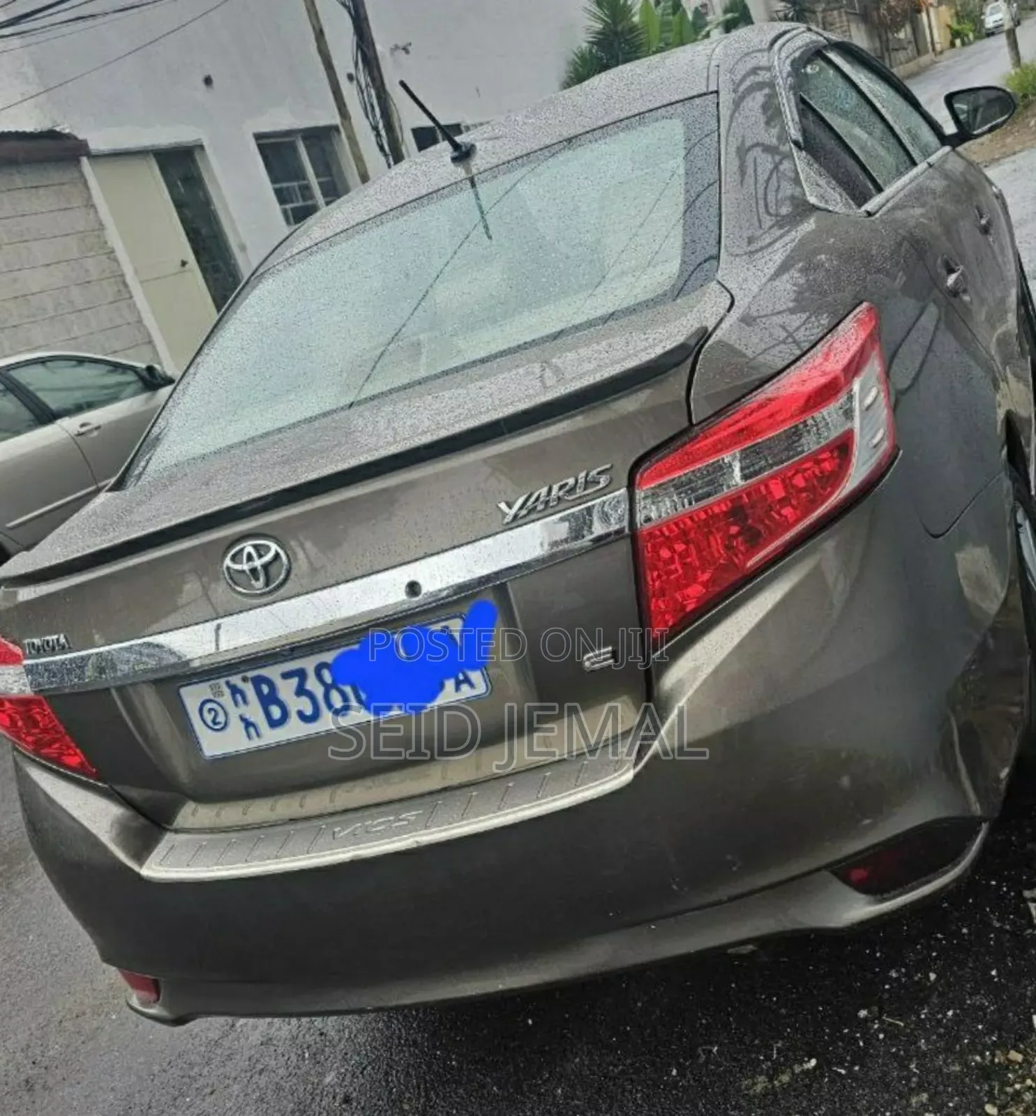 Toyota Yaris 2015 Brown