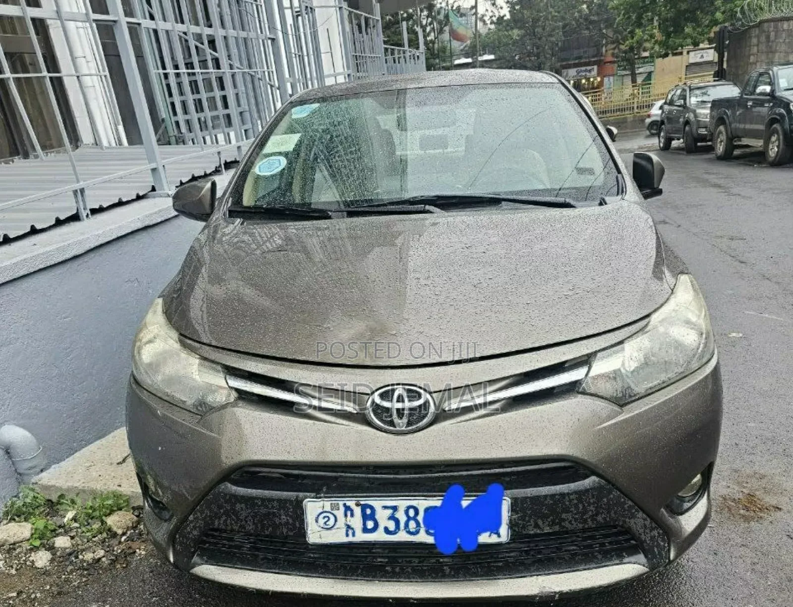 Toyota Yaris 2015 Brown