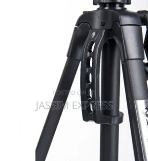 Professional Camera and Phone Tripod