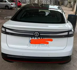 Volkswagen ID.7 2025 White