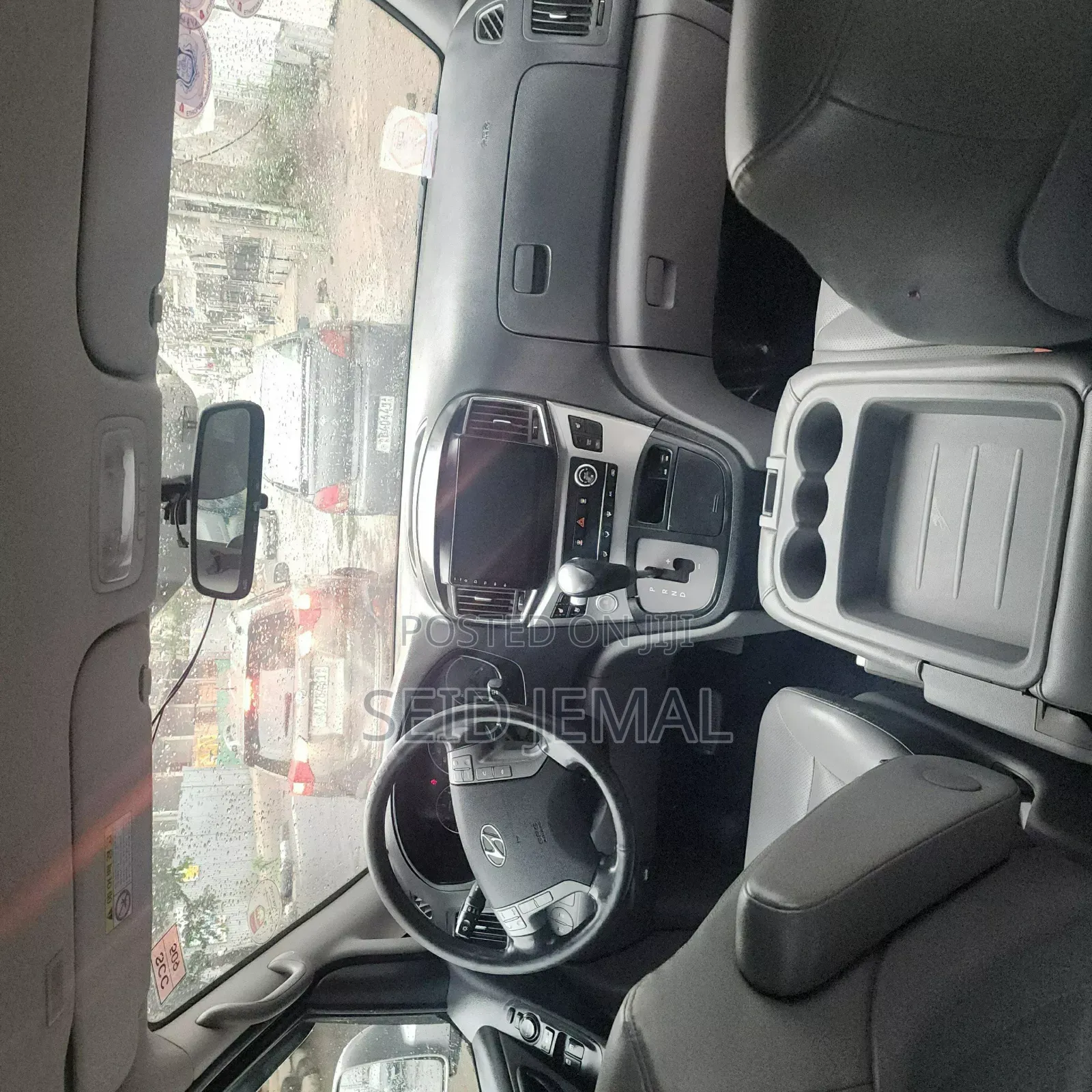 Hyundai Starex 2021 Silver