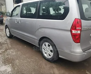Hyundai Starex 2021 Silver