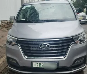 Hyundai Starex 2021 Silver