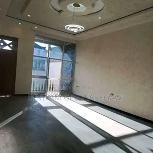 5bdrm Villa in House, Yeka for rent