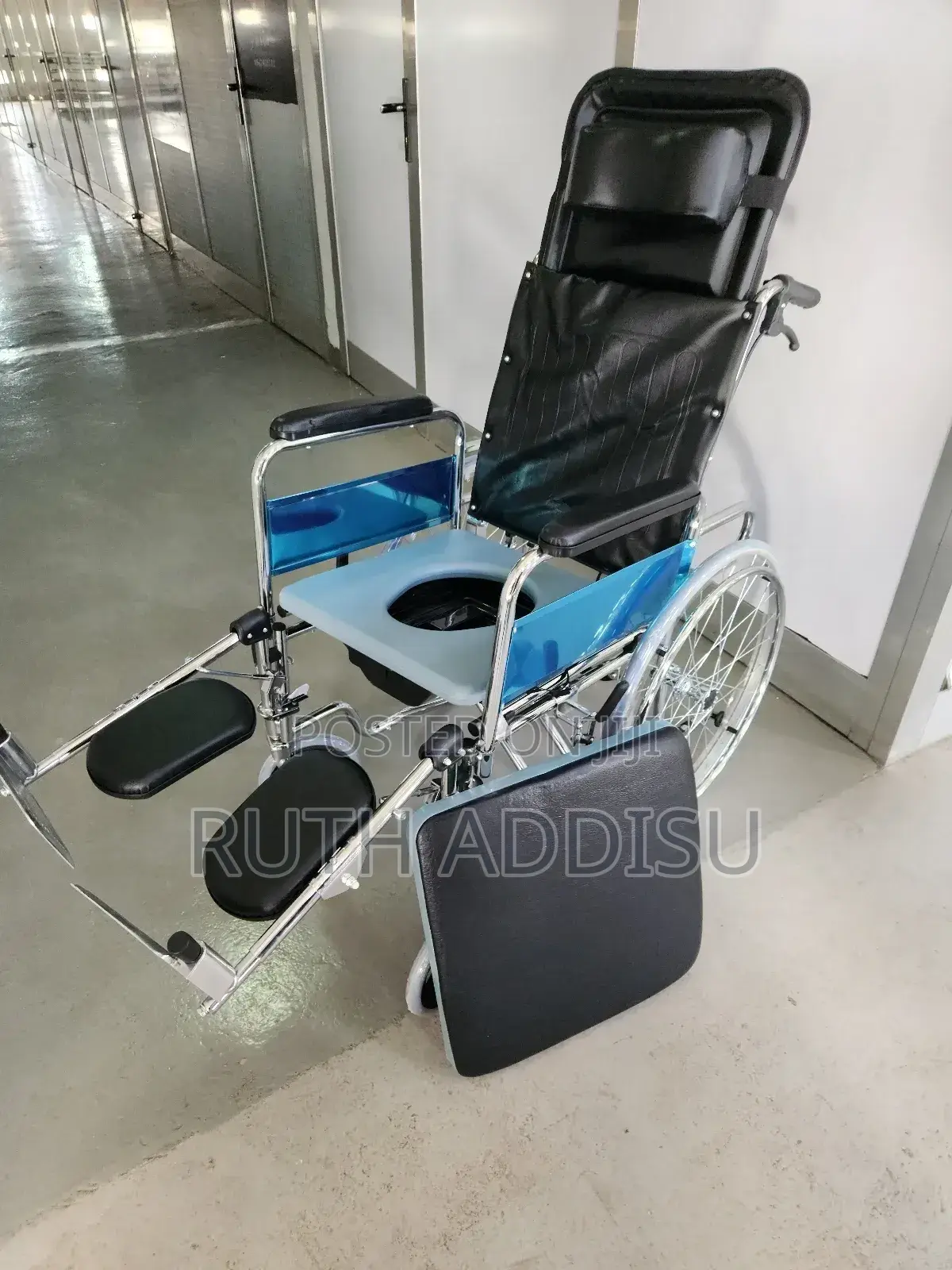 Commode Wheelchair起火wheelchair在此wheelchair的我wheelchair