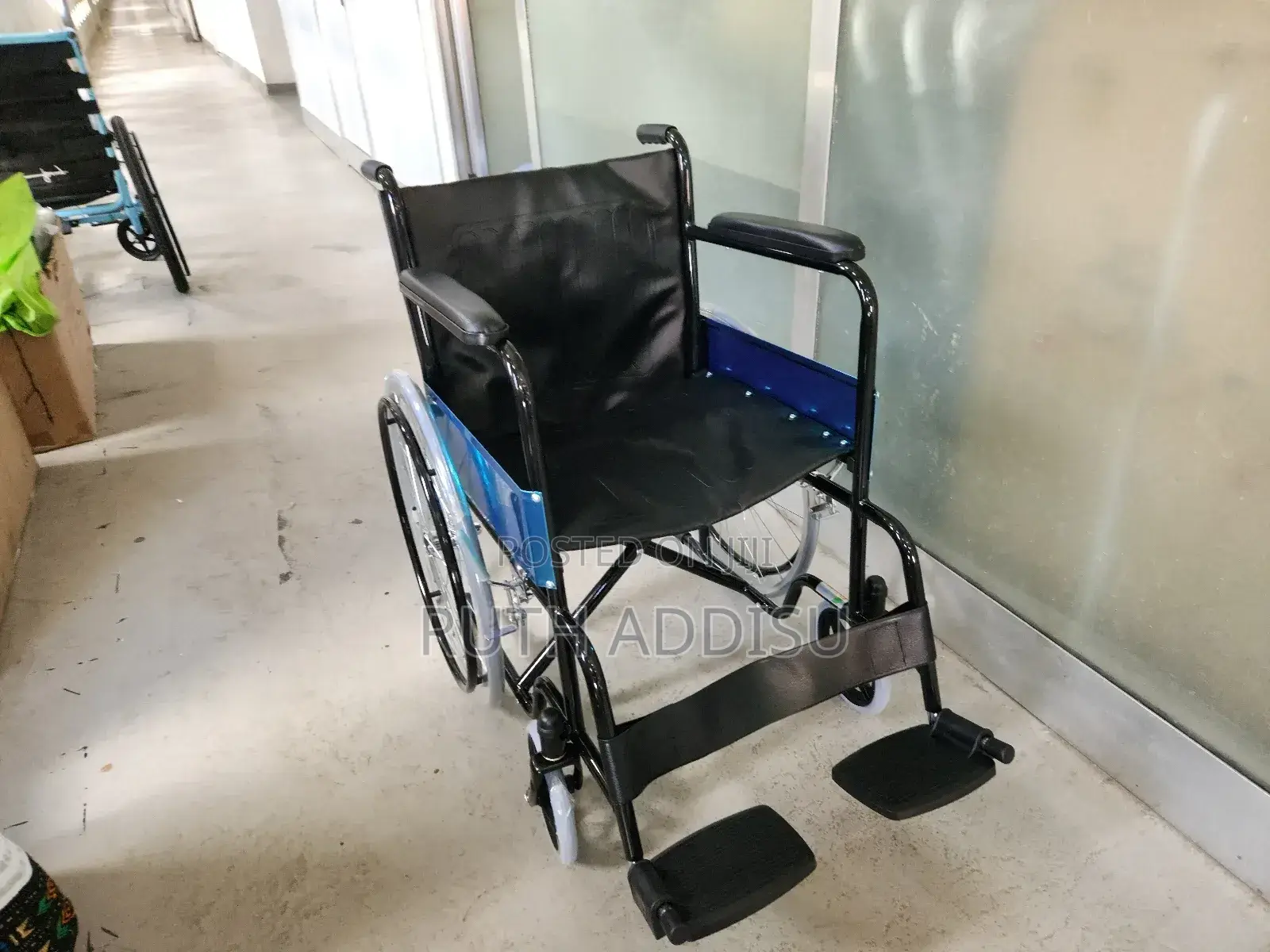 Foldable Wheelchair當然wheelchair走到wheelchair的跟wheelchair