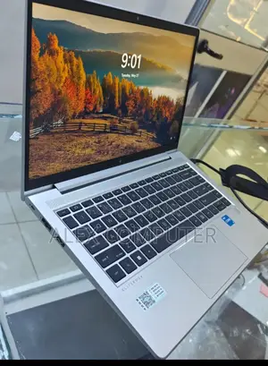 New Laptop HP EliteBook 840 10 16GB Intel Core I5 SSD 512GB