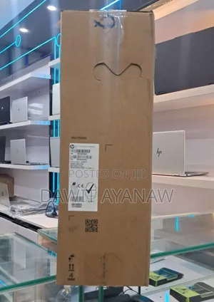 New HP 200 G4 22 All-in-One 8GB Intel Core I7 SSD 512GB