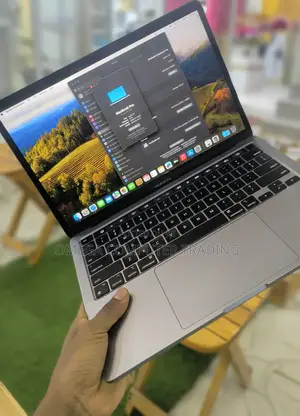 New Laptop Apple MacBook Pro 2020 M1 8GB Apple M1 SSD 512GB