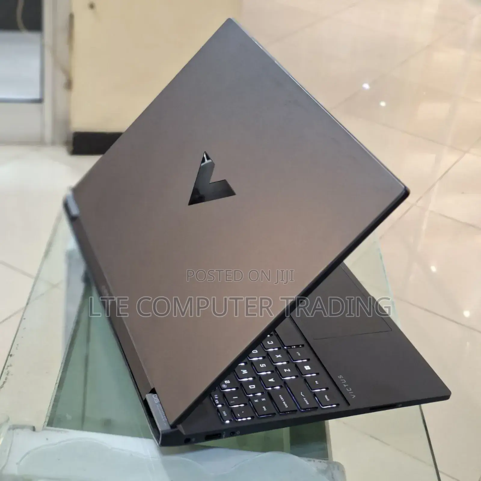 New Laptop HP Victus 15 16GB AMD Ryzen 7 SSD 512GB