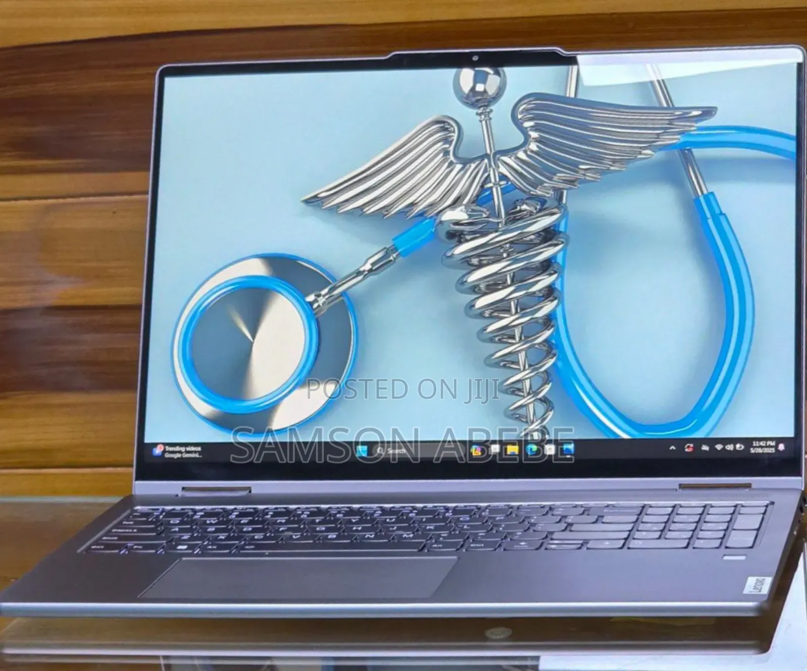 New Laptop Lenovo Yoga 7i 16GB Intel Core I7 SSD 512GB