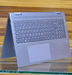 New Laptop Lenovo Yoga 7i 16GB Intel Core I7 SSD 512GB