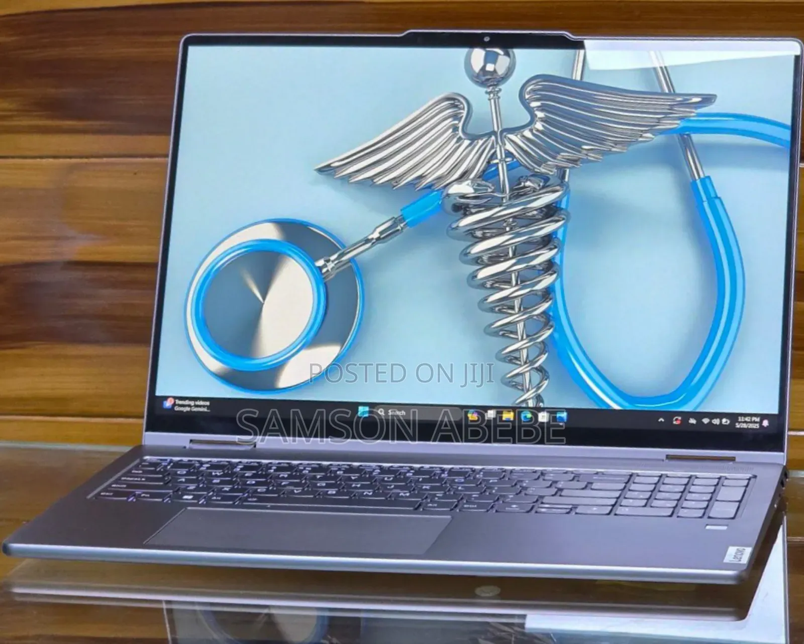 New Laptop Lenovo Yoga 7i 16GB Intel Core I7 SSD 512GB