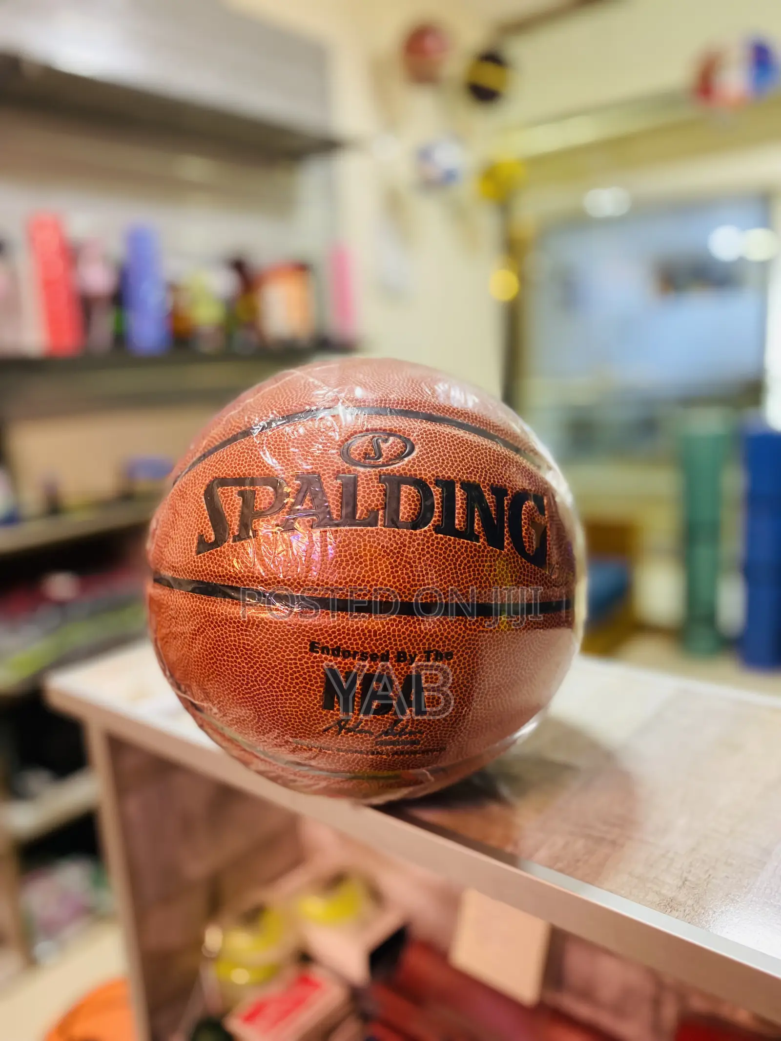 Outdoor Spalding Official Ball 7