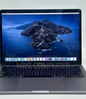 Photo - New Laptop Apple MacBook Pro 2018 8GB Intel Core I5 SSD 256GB