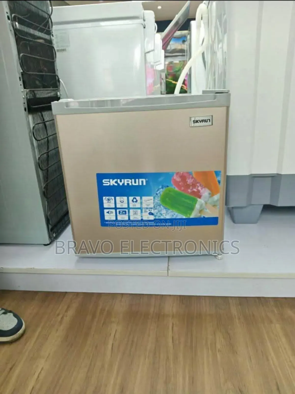 Skyrun Mini Refrigerator 43 Liter