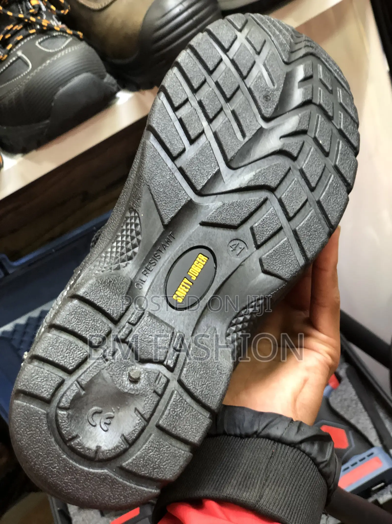 Safety Joggers Leather Quality Safety Shoes