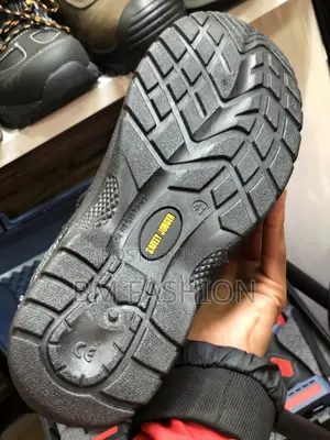 Safety Joggers Leather Quality Safety Shoes