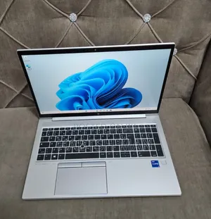 New Laptop HP EliteBook 840 G8 16GB Intel Core I7 SSD 512GB