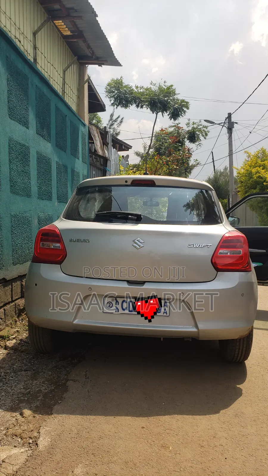 Suzuki Swift 2023 Silver