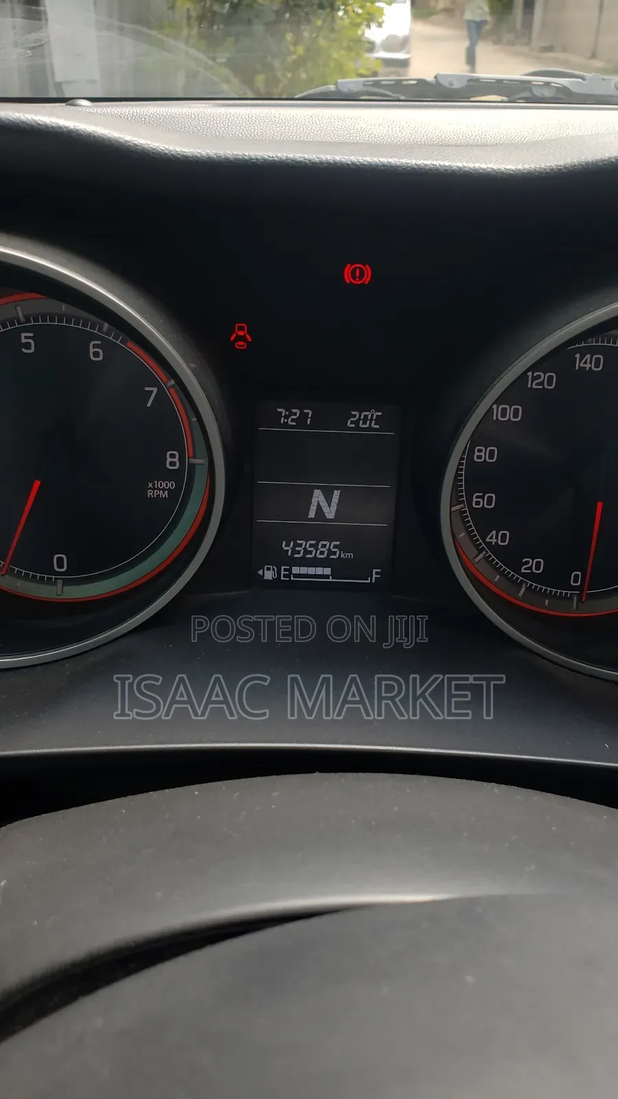 Suzuki Swift 2023 Silver