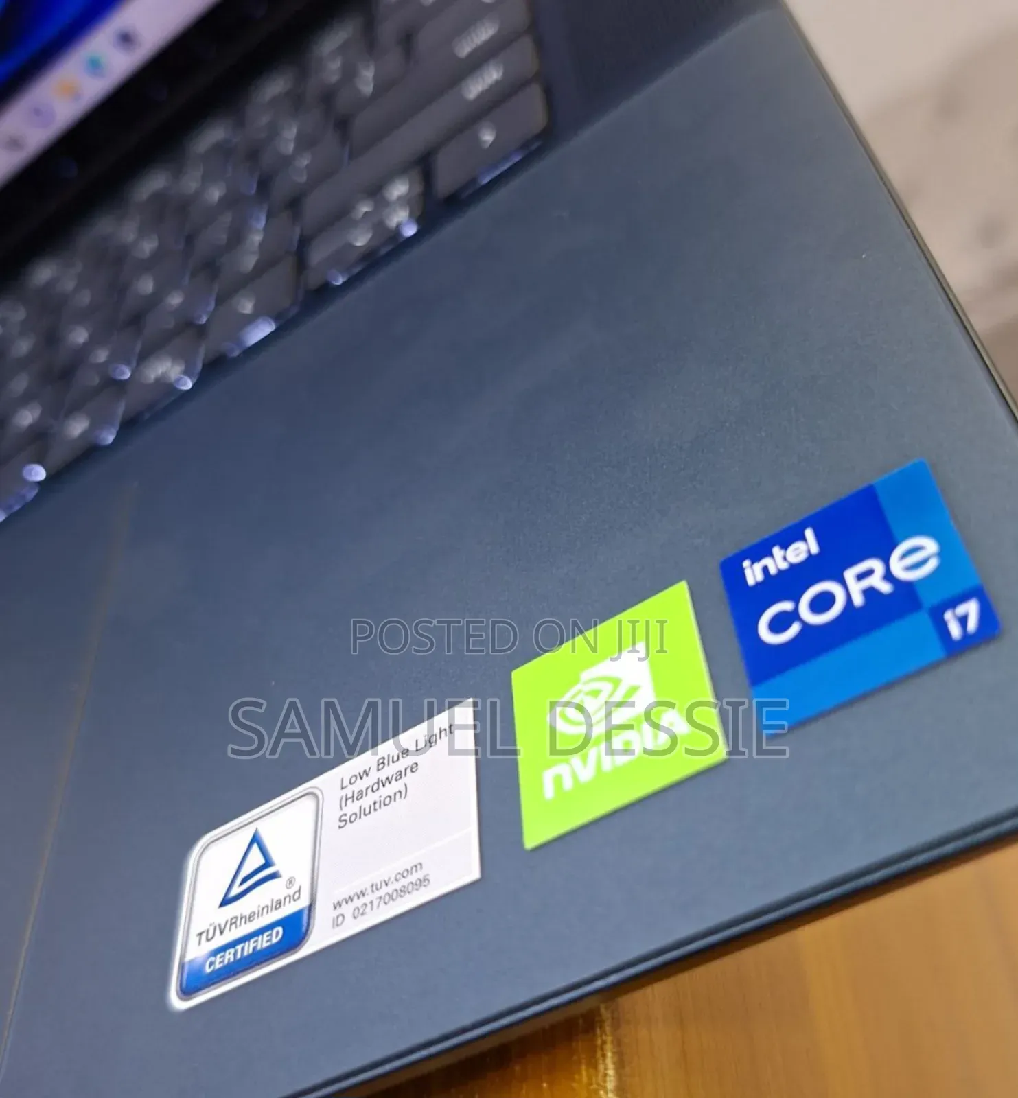 New Laptop Dell Inspiron 16 5620 16GB Intel Core I7 SSD 1T