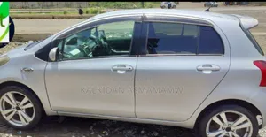 Toyota Yaris 2005 Silver