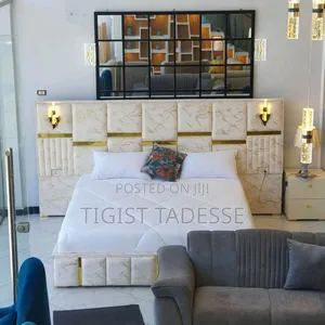 አልጋ የጨርቅ ጥራት ያለው አንደኛ ከነ ኮመዲኖ