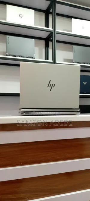 New Laptop HP Pavilion 17 16GB Intel Core I7 SSD 1T