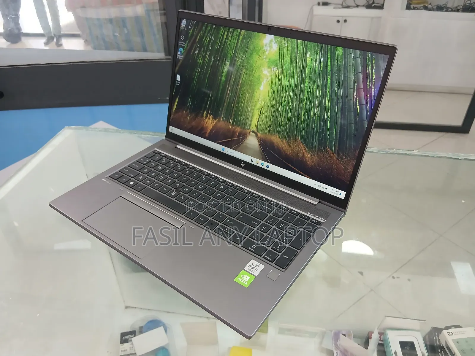 New Laptop HP Zbook Studio G7 32GB Intel Core I7 SSD 1T