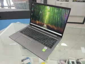 New Laptop HP Zbook Studio G7 32GB Intel Core I7 SSD 1T