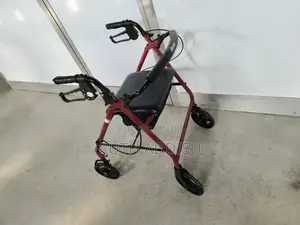 Photo - Drive Walker黨派walker的士walker太只walker走出walker並未walker起訴walker