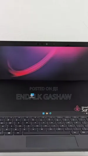 New Laptop Apple MacBook 16GB Intel Core I7 SSD 256GB