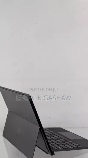 New Laptop Apple MacBook 16GB Intel Core I7 SSD 256GB