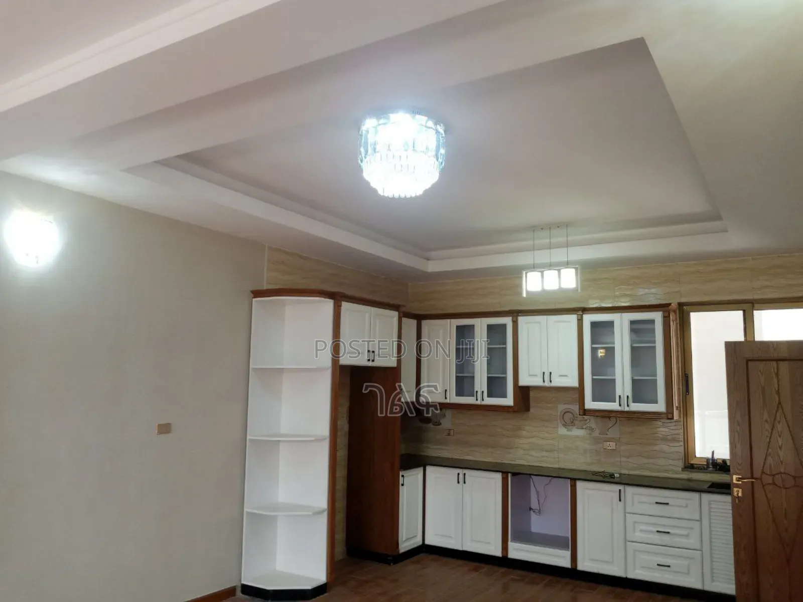 5bdrm House in የግል ቅንጡ G+1 ቤት, Bole for sale
