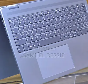 Photo - New Laptop Lenovo Yoga 7i 16GB Intel Core I7 SSD 512GB