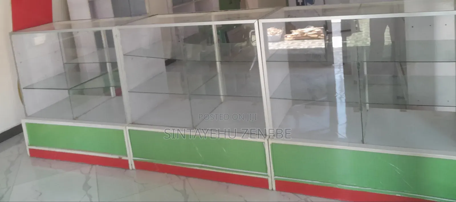 Cosmetics Shelf and Display for Sale