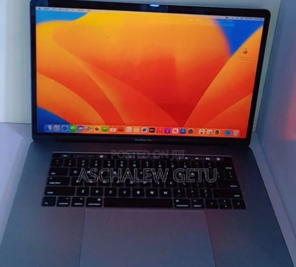 New Laptop Apple MacBook Pro 2017 16GB Intel Core I7 SSD 512GB