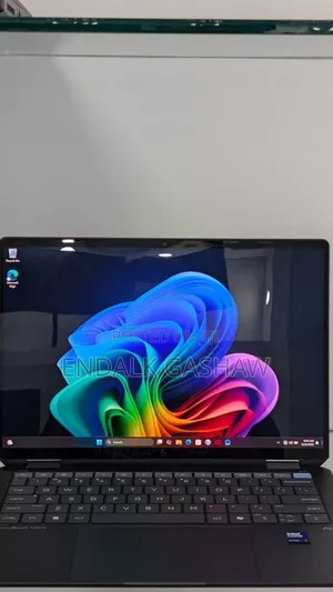 Photo - New Laptop HP 14-Dq2031tg 16GB Intel Core Ultra 7 SSD 1T
