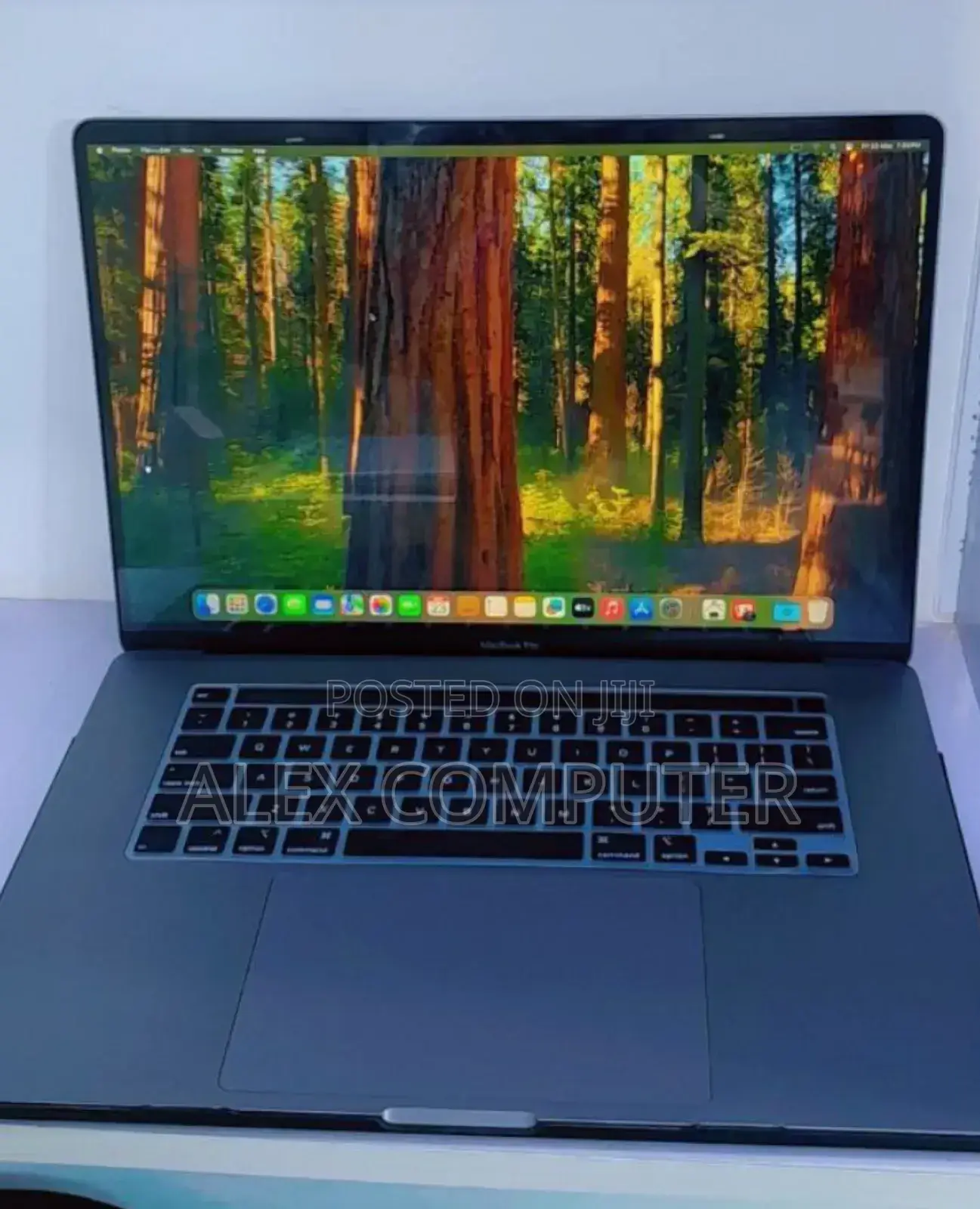 New Laptop Apple MacBook Pro 2019 16GB Intel Core I9 SSD 1T