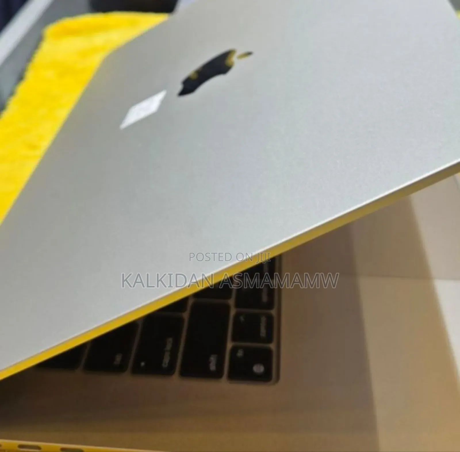 New Apple MacBook Pro 2023 M3 Max 14-Inch 16GB Apple M3 SSD 512GB