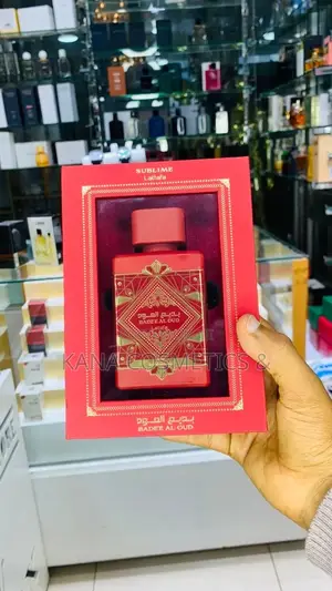 Photo - Sweet Fruity Perfume - Bade'e Al Oud Sublime Lattafa