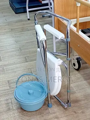 Toilet Seat, Suitable for Elderly (Steel Pipe) (Steel Pipe)