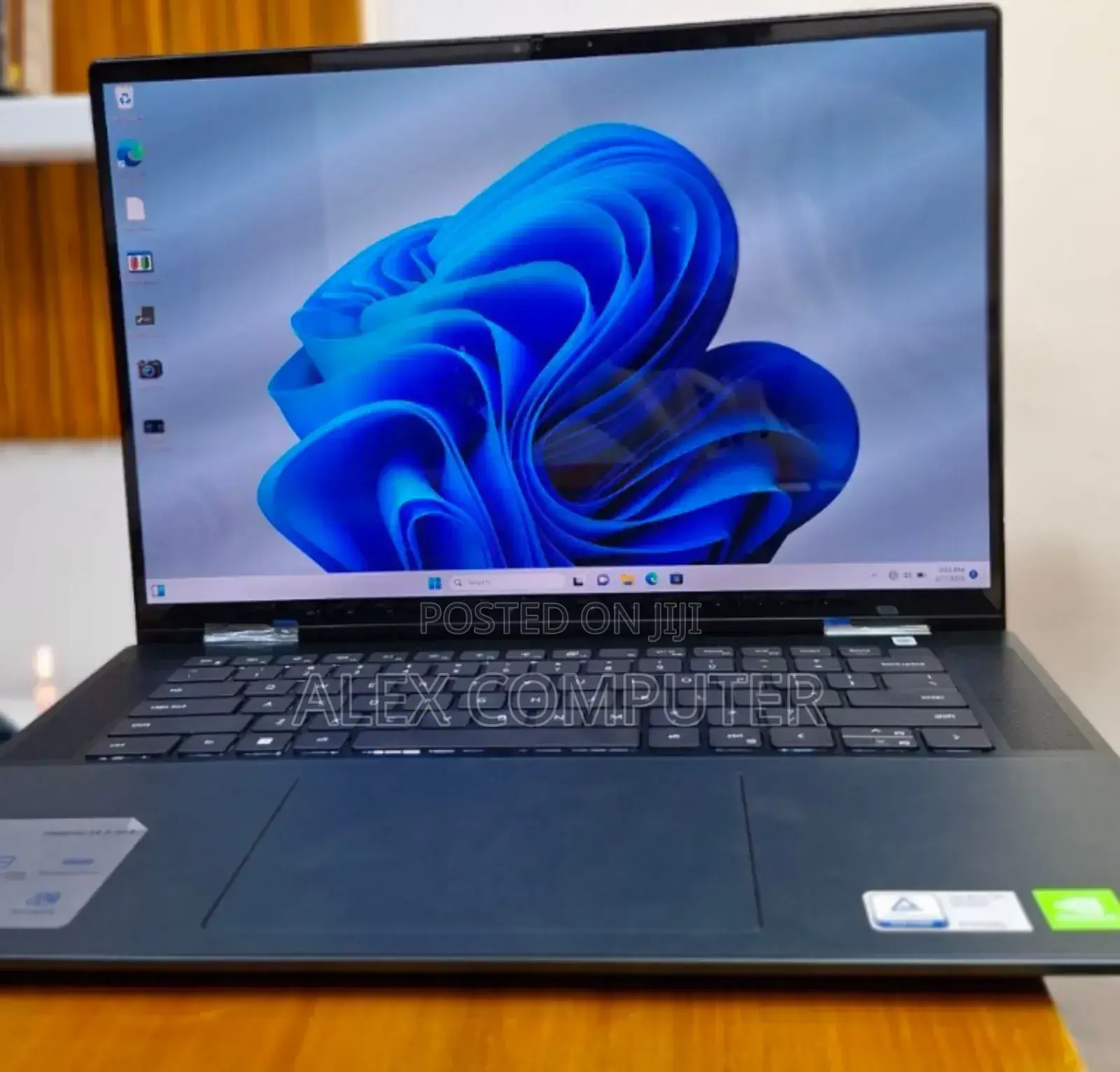 New Laptop Dell Inspiron 15 16GB Intel Core I7 SSD 1T