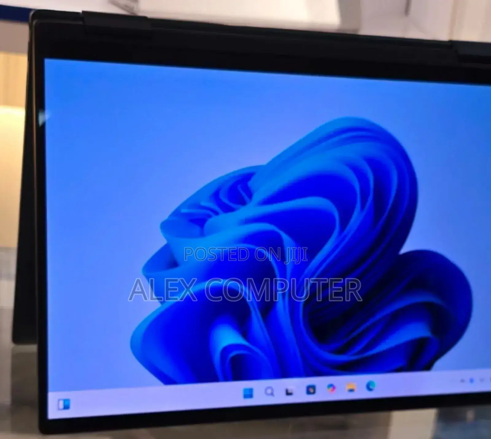 New Laptop Dell Inspiron 15 16GB Intel Core I7 SSD 1T