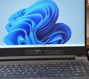 New Laptop HP Pavilion 15 16GB Intel Core I5 SSD 1T