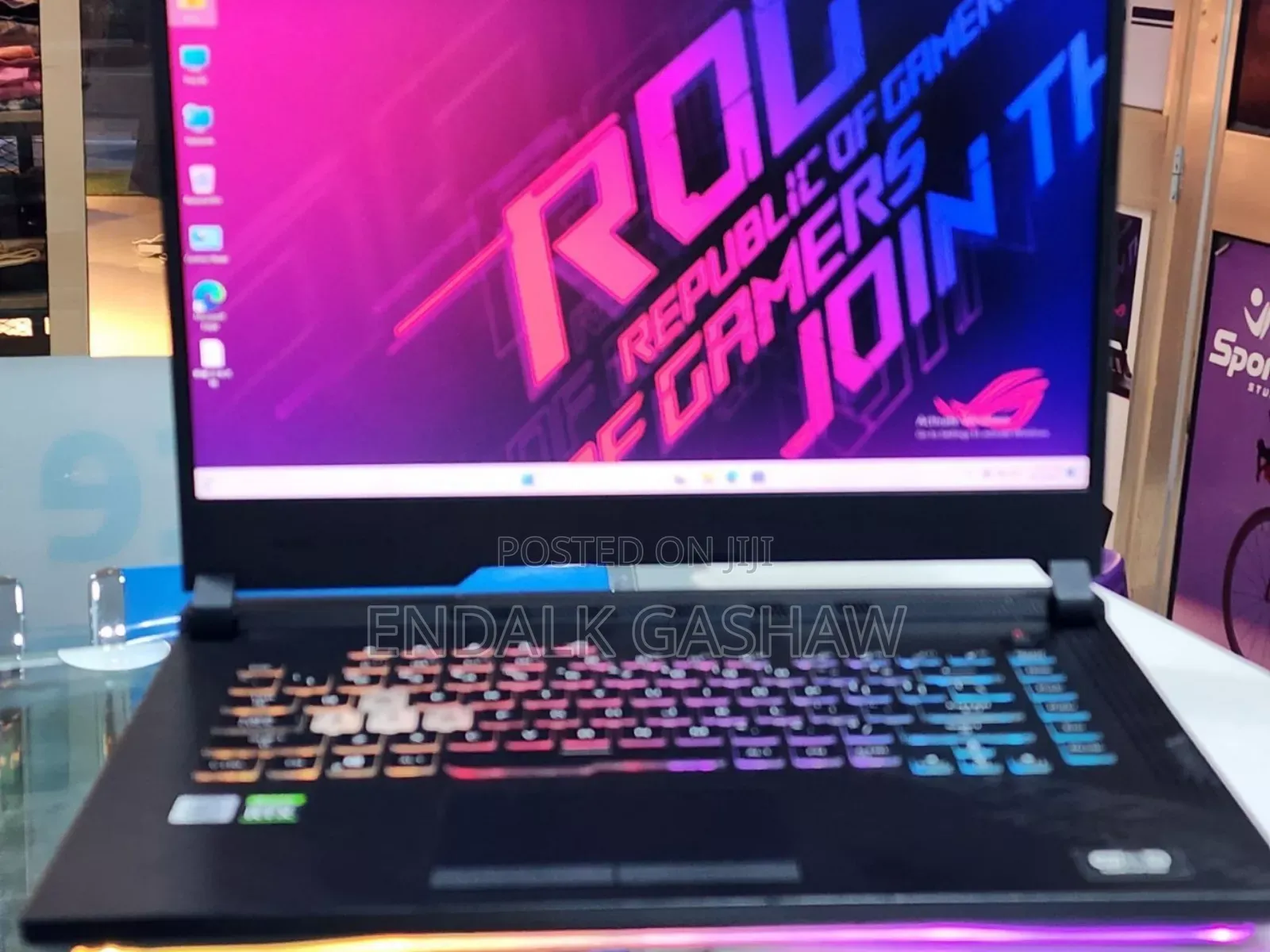 New Laptop Asus ROG Strix G15 16GB Intel Core I7 SSD 1T