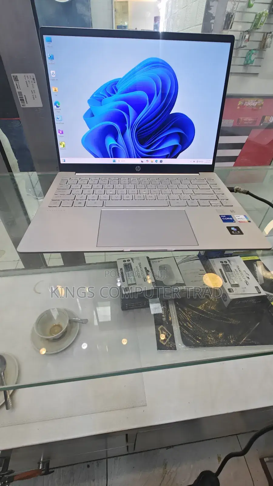 New Laptop HP Pavilion 14 16GB Intel Core I7 SSD 512GB