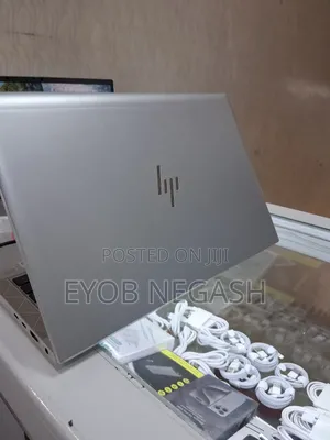 Laptop HP EliteBook 830 G7 16GB Intel Core I7 SSD 512GB